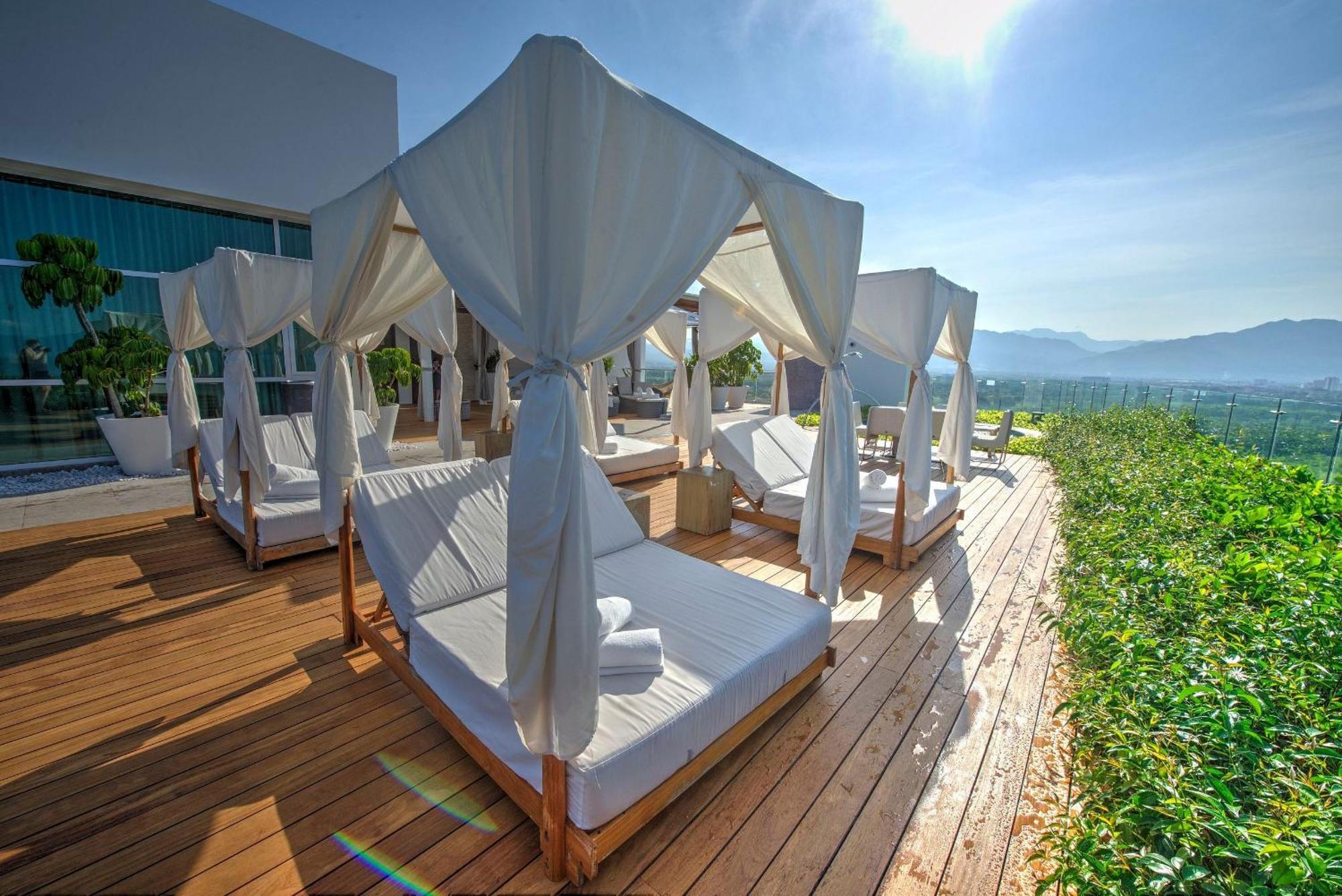 The Grand Luxxe Three Bedroom Spa Suite 누에보 바야르타 외부 사진